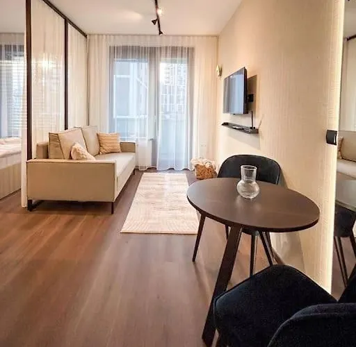 J&M Apartments Lux Ubytovani 18